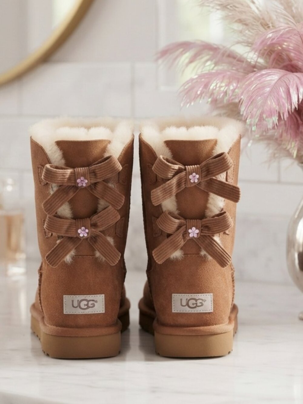 UGG Bailey Bow Corduroy Boots Chestnut Brown Suede Size 9